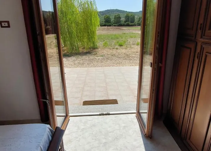 Villa Rosemary Olmedo